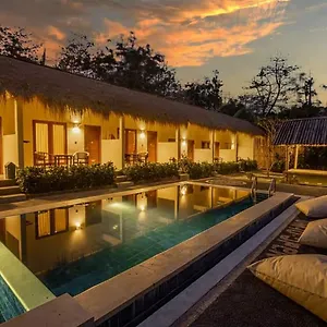Made 02 Balangan, Homestay, Villas, & Warung Made02 Uluwatu